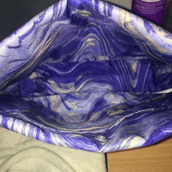 under armor bag - Picture 3 of 3